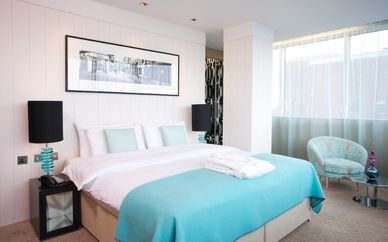 Clayton Hotel Chiswick 4*