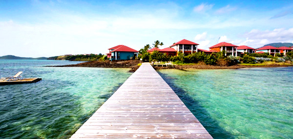 Hôtel Cap Est Lagoon Resort & Spa 5*