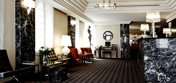 Hôtel Plaza Tour Eiffel 4*