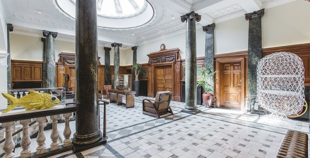 Town Hall Hotel & Apartments 5*