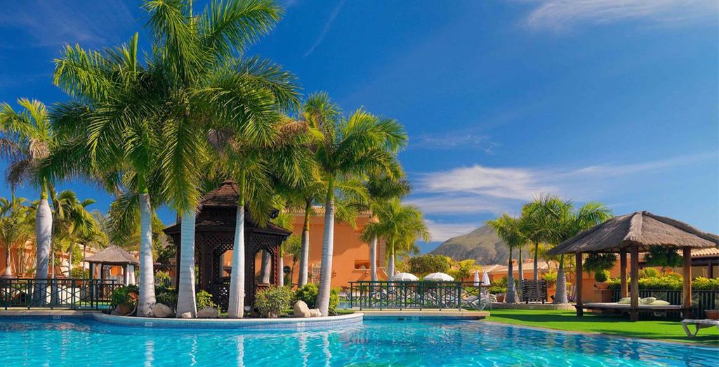 Green Garden Resort & Suites Hotel