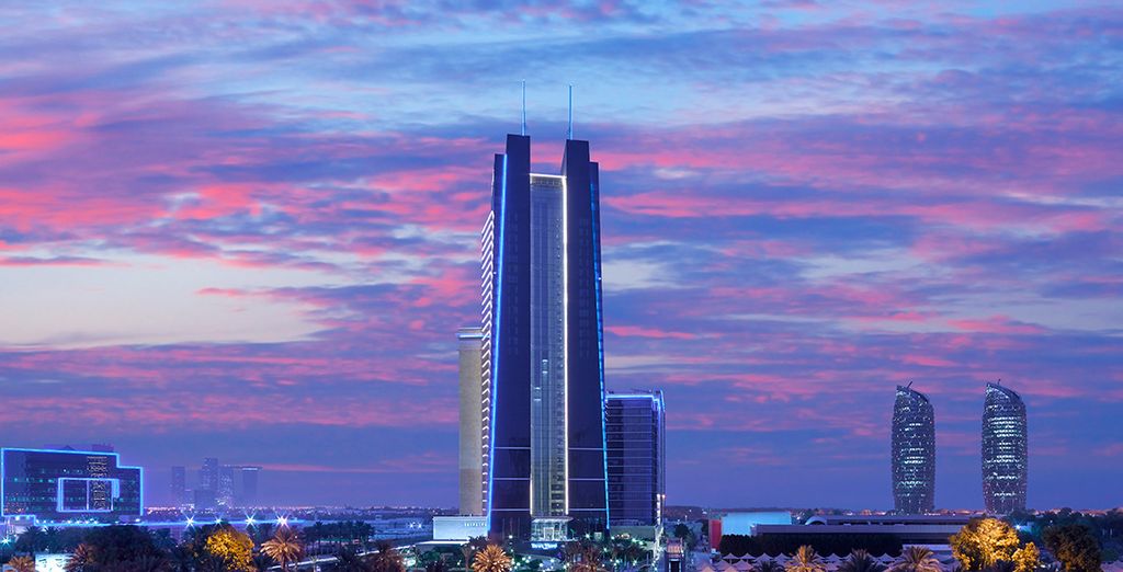 Dusit Thani Abu Dhabi 5*