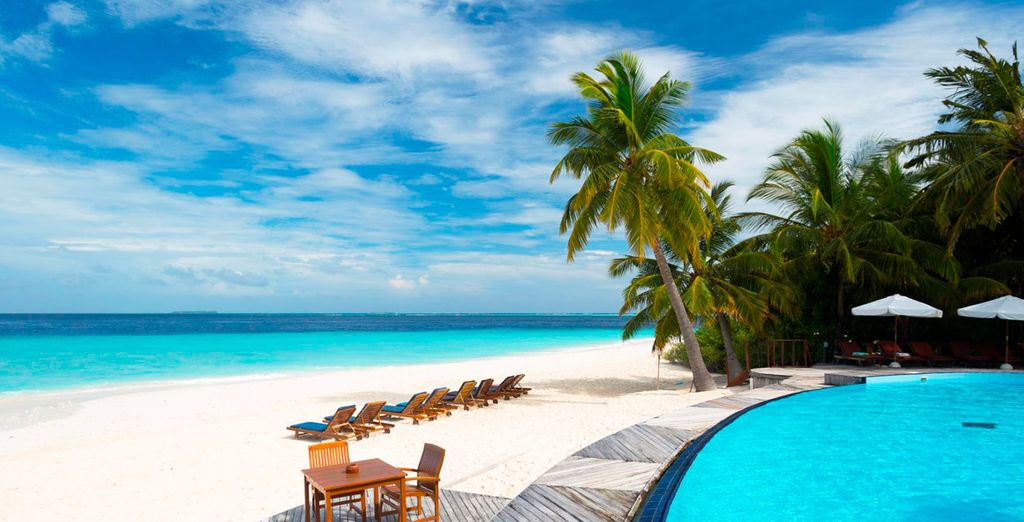 Combinado Divan Istanbul 5* y Filitheyo Island Resort 4*