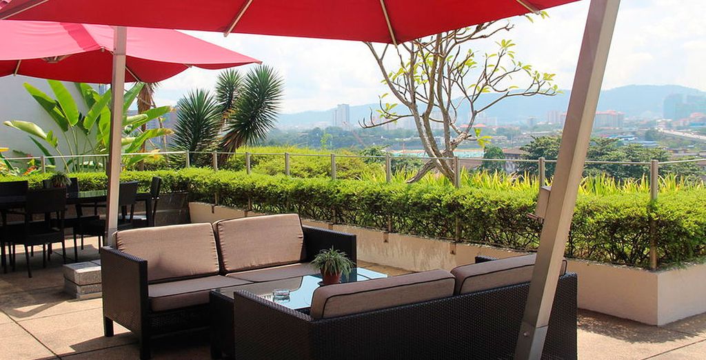 Nusa Dua Beach Hotel & Spa 5*