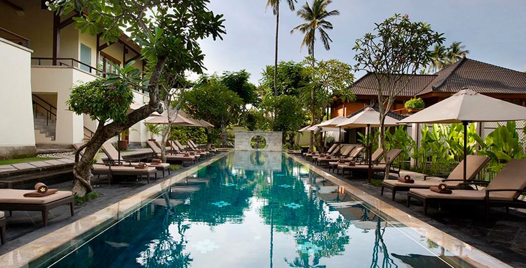 Nusa Dua Beach Hotel & Spa 5*