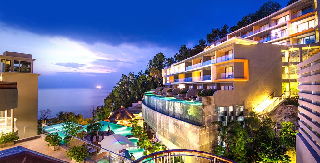 Kalima 5*, Holiday Inn Phi Phi Island 4* y Pakasai Resort 4*