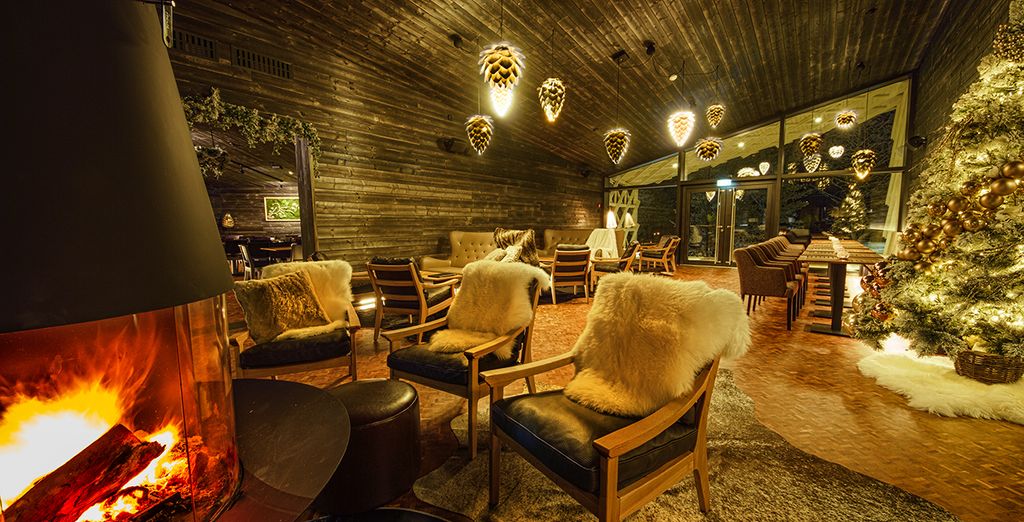 Arctic TreeHouse Hotel 4* con estancia opcional en Helsinki via tren nocturno
