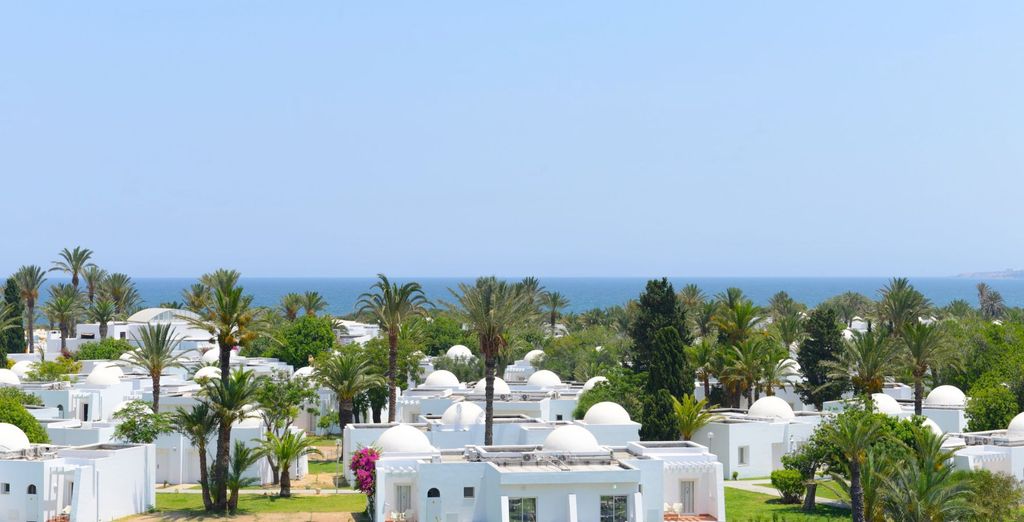 Les coupoles blanches du Club Coralia One Resort Aqua Park & Spa 4 étoiles, à Monastir
