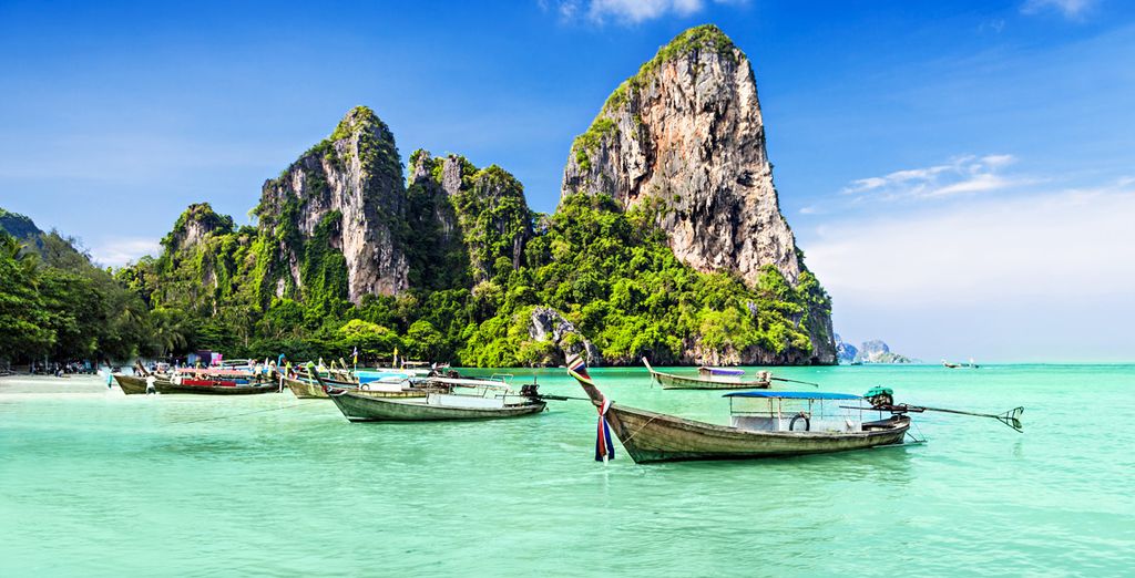 Vols Paris/Bangkok, Paris/Phuket, Paris/Bangkok/Phuket et Paris/Bali avec Malaysia Airlines en classe économique