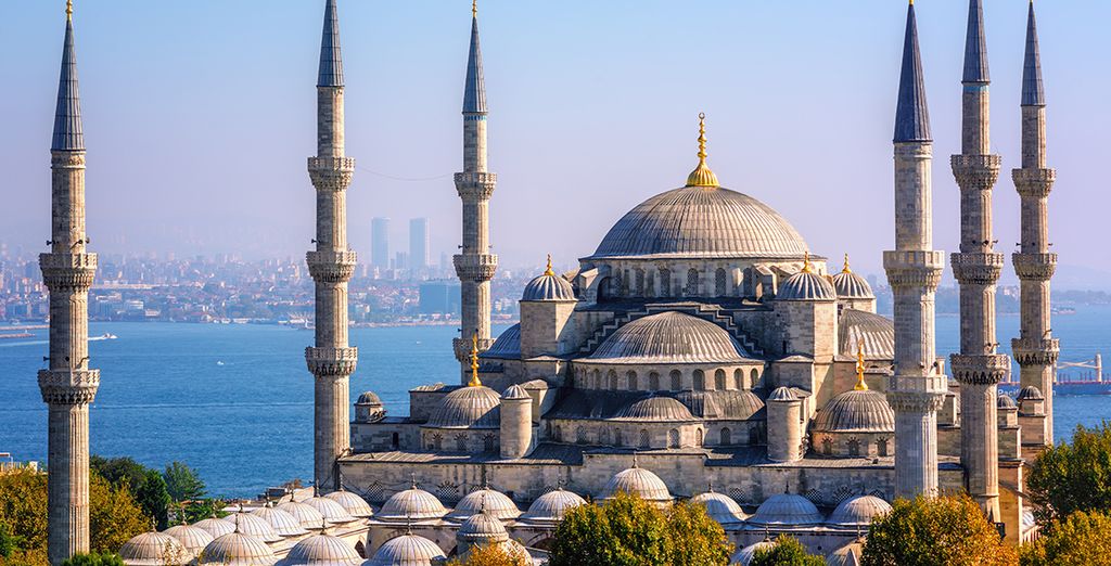 Hôtel DoubleTree by Hilton Istanbul Topkapi 5* - Istanbul - Jusqu'à -70% |  Voyage Privé