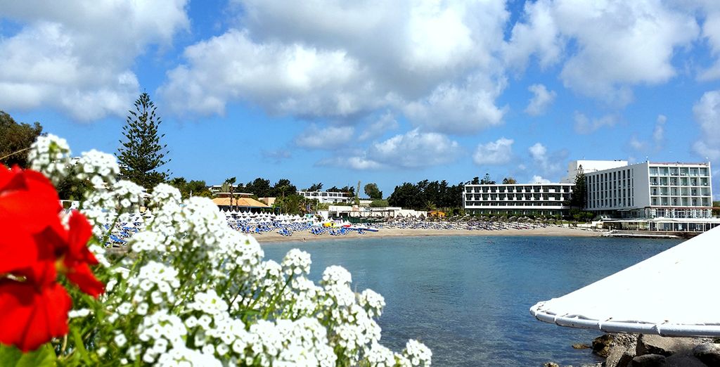 Hôtel Eden Roc Resort 4*