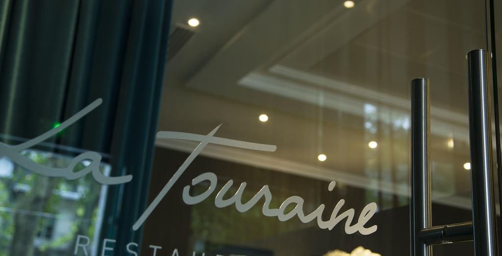 Hôtel Oceania L'Univers Tours 4*