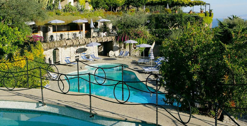 Grand Hotel Capodimonte 4*