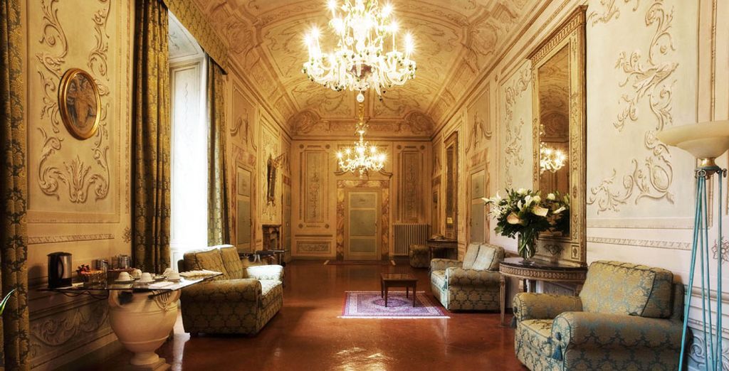 Palazzo Magnani Feroni 5*