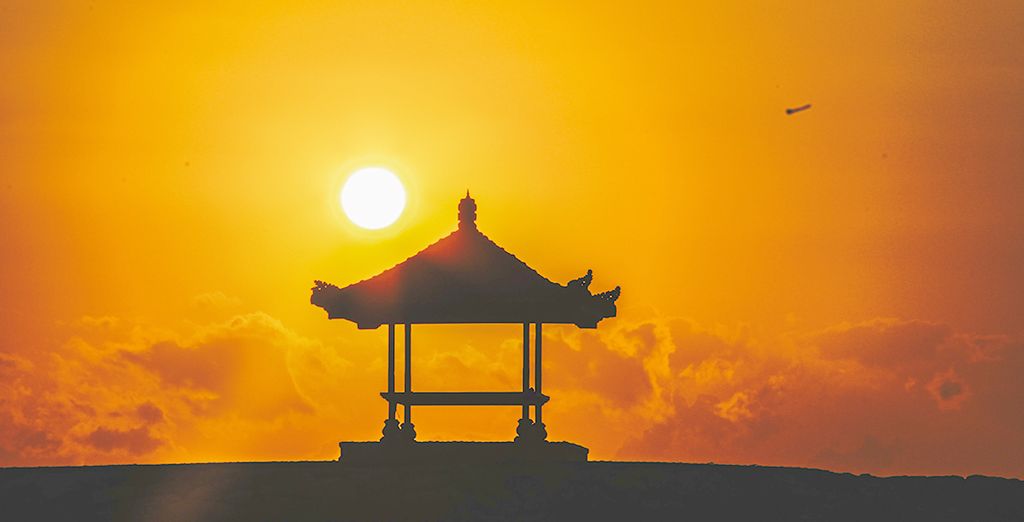 Adiwana Resort Jembawan 4* + Hyatt Regency Sanur 5* + Grand Hyatt Bali 5*
