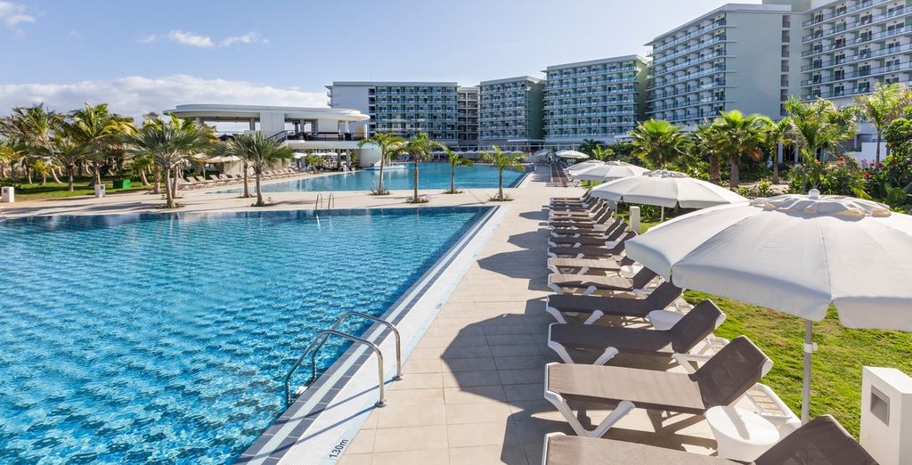NH Capri La Habana 4* + Melia Internacional Varadero 5*