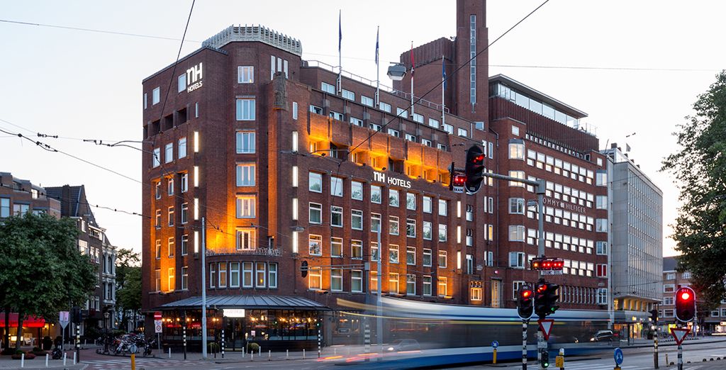 NH Amsterdam Centre 4*