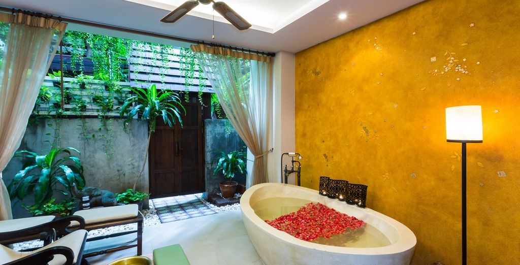 Sibsan Luxury Rimping 5* + The Quarter Ari 4* + Burasari Phuket 4*