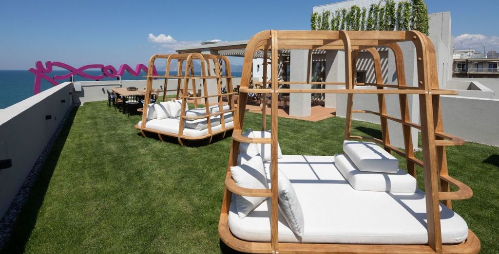 Moxy Patra Marina