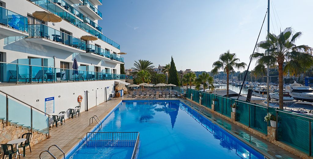 Aparthotel PortoDrach 4*