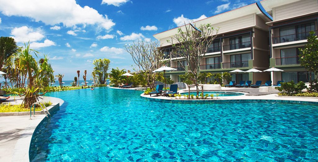 Combinato Maikhao Palm Beach 5*, Samui Buri Beach 4* e Bangsak Merlin 4*