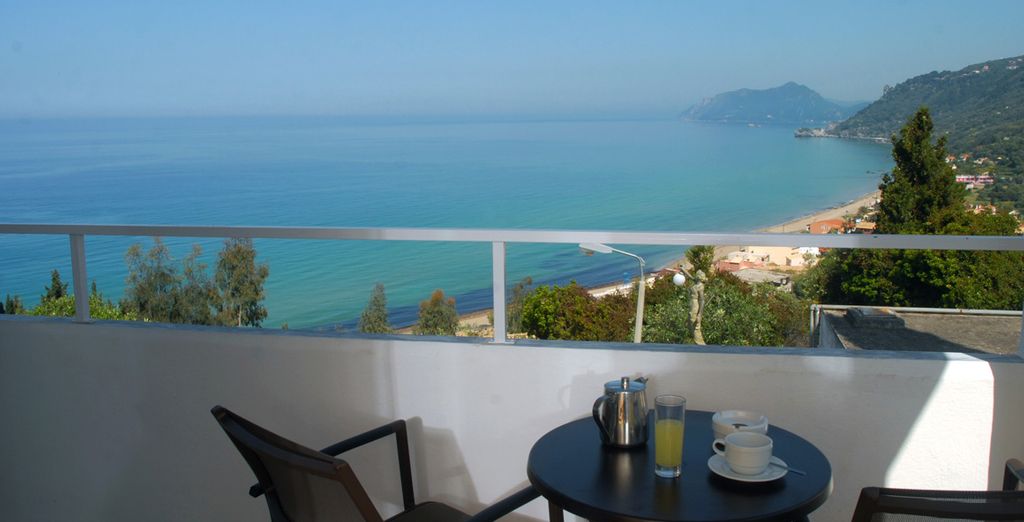 Aquis Agios Gordios Beach 4*