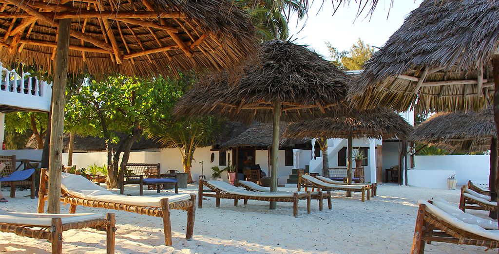 Makuti Beach Bungalows 4*