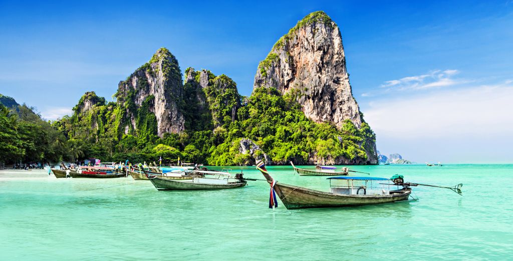 Grand Sukhumvit Bangkok 5* + Beyond Hotel Patong 4*