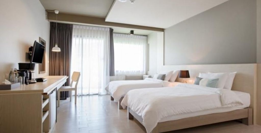GLOW Pratunam Bangkok 4* + Krabi La Playa Resort 4*