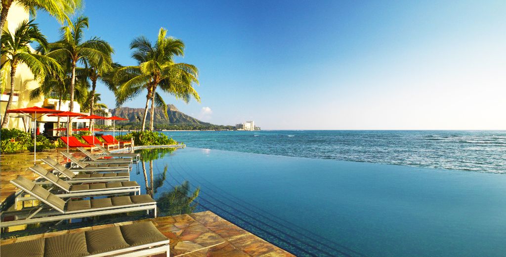 Luxe Sunset Boulevard Hotel 4* & Sheraton Waikiki Hotel 4*