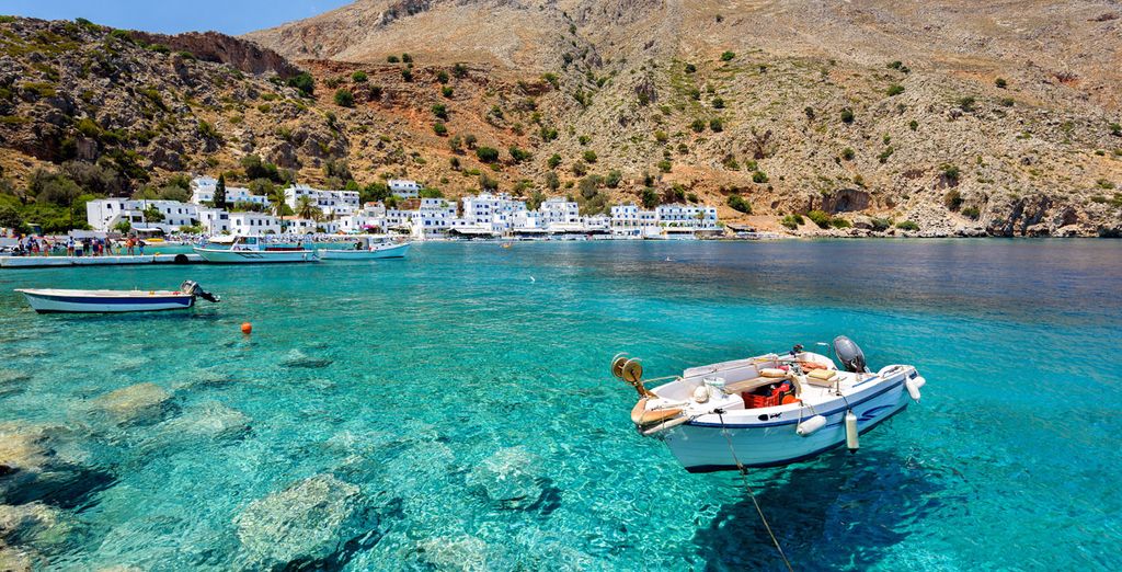 Mari Kristin Beach Hotel 4* + Bella Santorini 4*