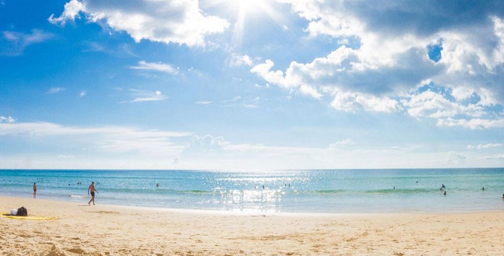 CC'S Hideway Hotel 4* o similare