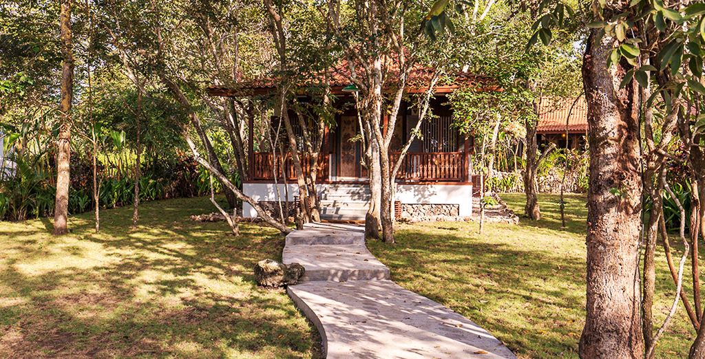 The Mansion Baliwood Resort Hotel and Spa 5* +  Plataran Menjangan Resort & Spa 5* + Plataran Canggu Bali Resort and Spa 5*