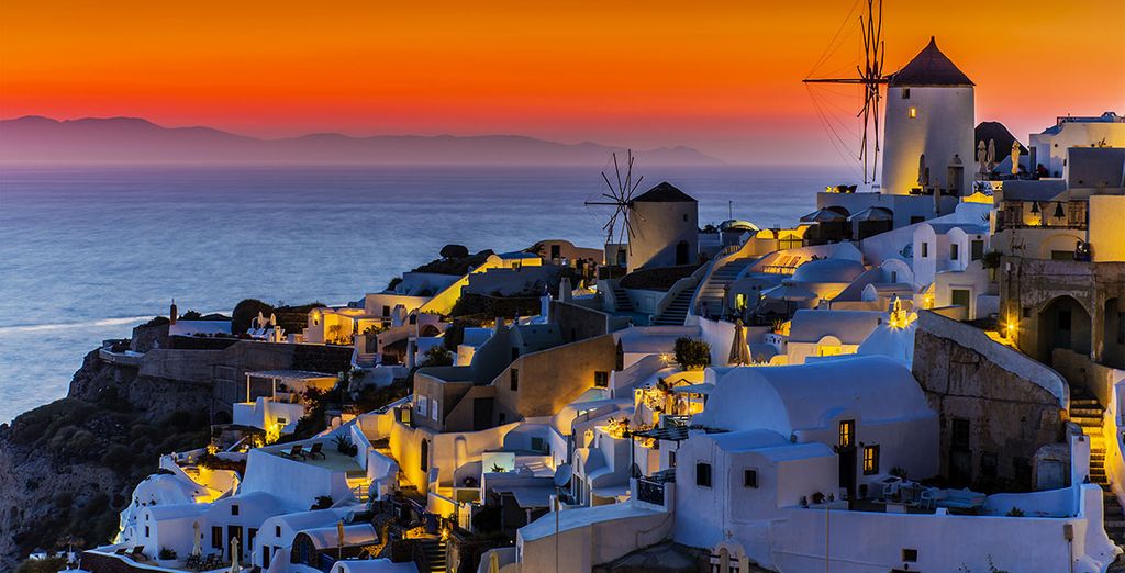Tour delle Cicladi: Mykonos, Syros & Santorini