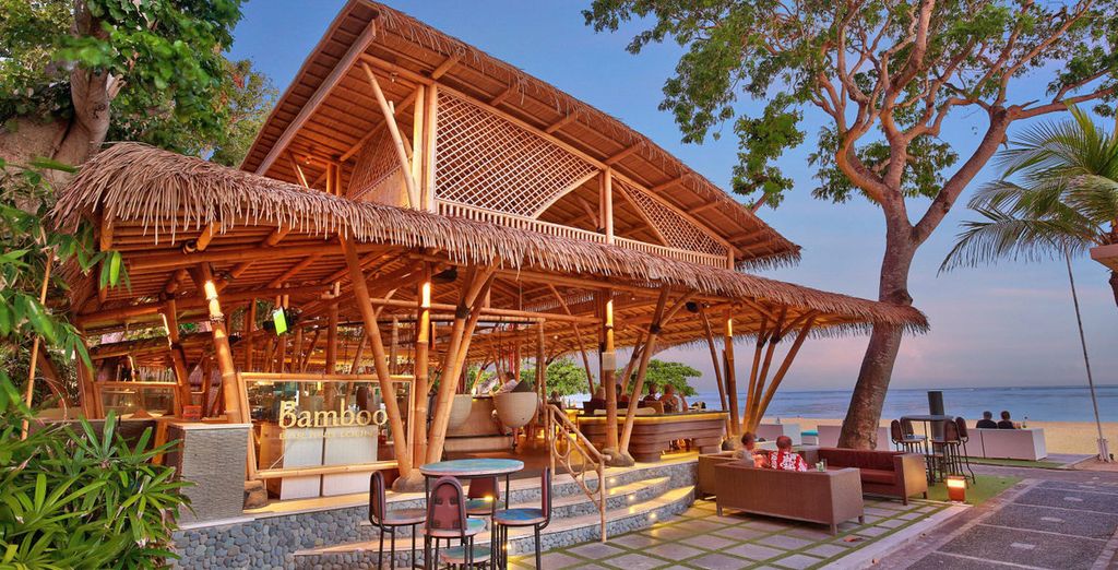 Ubud Village Hotel 4* & Prama Sanur Beach Bali 5*