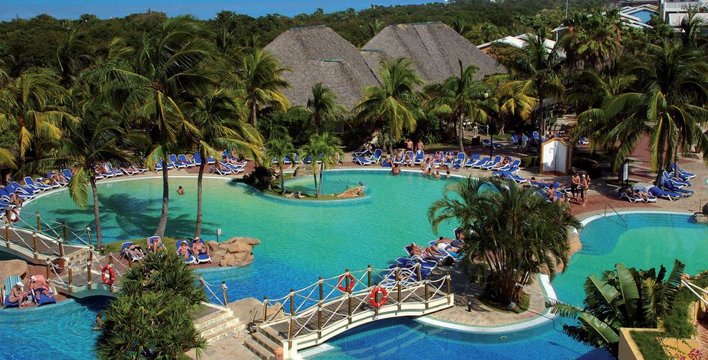 Hotel H10 Panorama 4* + Royal Hicacos Resort & Spa 5*