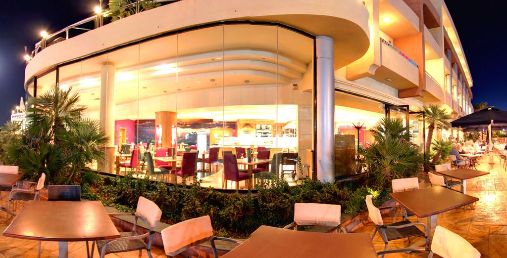 Riviera Resort & Spa 4*