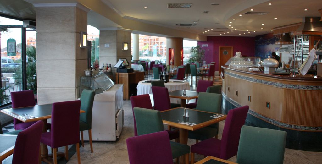 Riviera Resort & Spa 4*