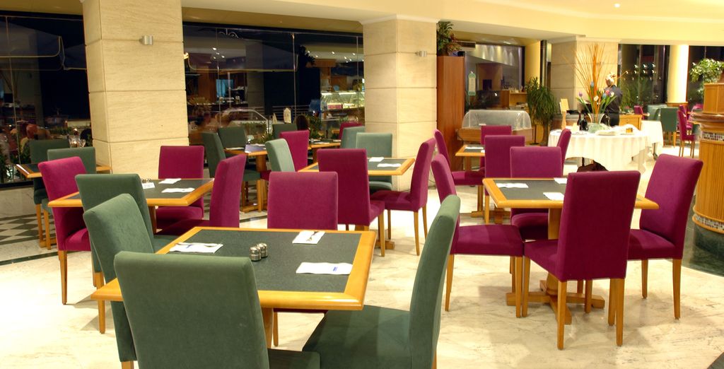 Riviera Resort & Spa 4*