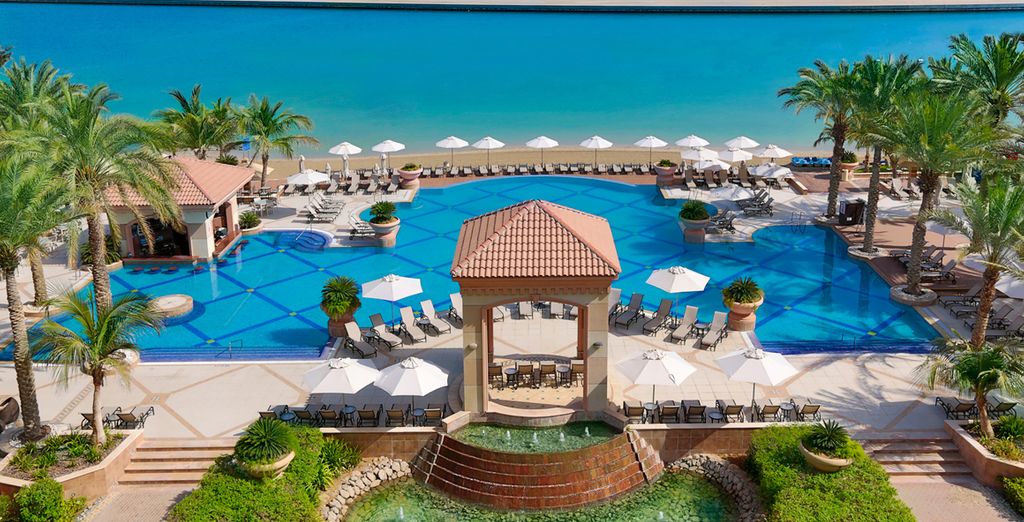 Tilal Liwa Resort 4* + Al Raha Beach Hotel 5* 
