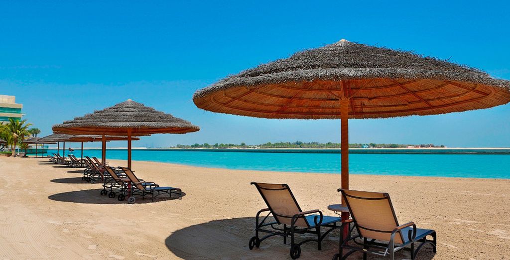 Tilal Liwa Resort 4* + Al Raha Beach Hotel 5* 