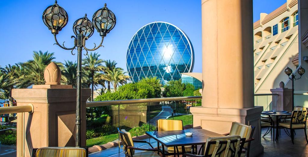 Tilal Liwa Resort 4* + Al Raha Beach Hotel 5* 