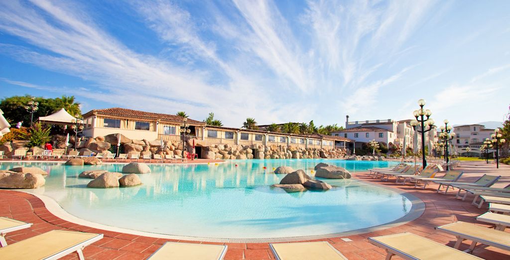 Resort sul mare nel Golfo degli Angeli