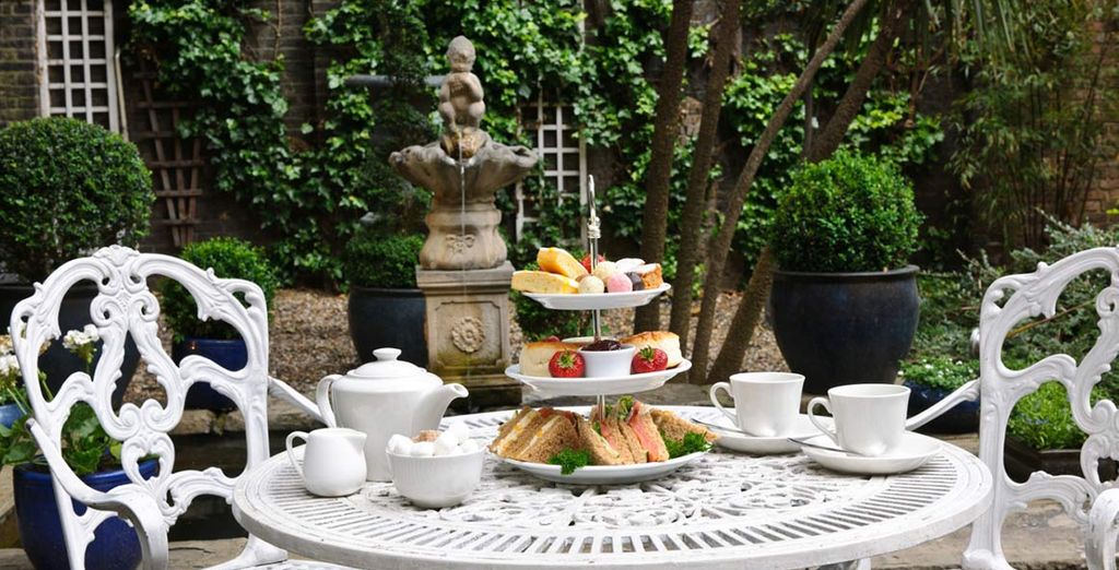 The Academy Hotel 4*