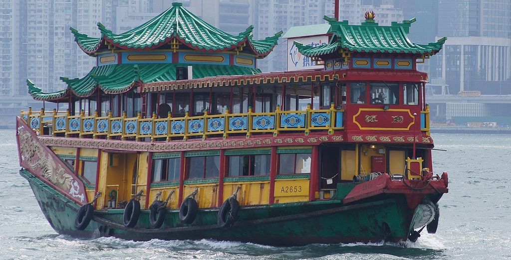 Alla scoperta del ritmo della Cina e Hong Kong con guide locali parlanti italiano