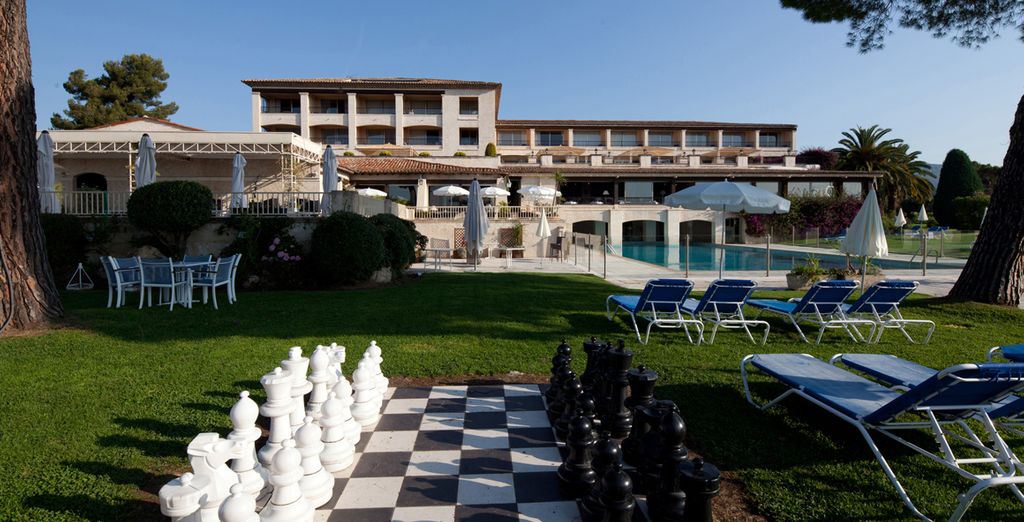Hotel Le Mas d'Artigny & SPA 4*