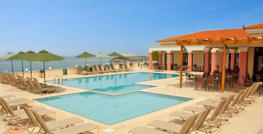 Messina Resort Hotel 4*