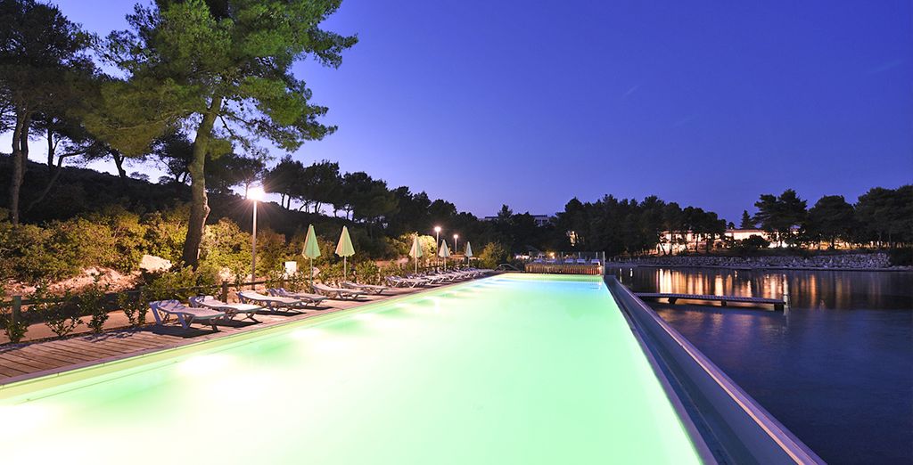Crvena Luka Hotel & Resort 4*