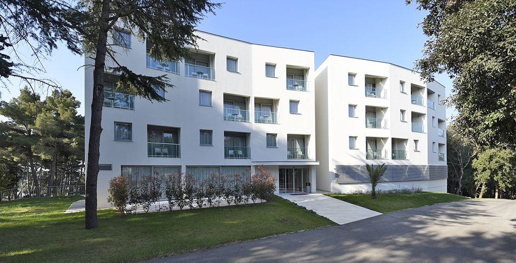 Crvena Luka Hotel & Resort 4*