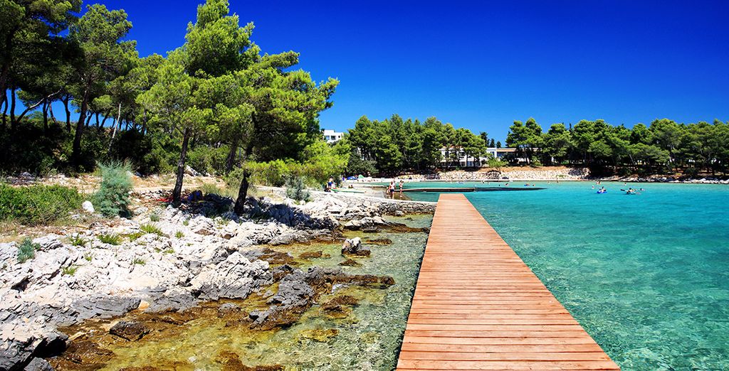 Crvena Luka Hotel & Resort 4*